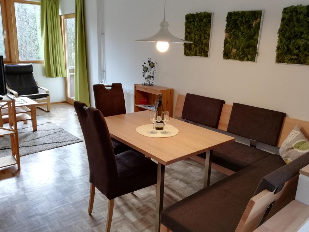 Posedenie v ubytovaní Ferienwohnungen Vidoni