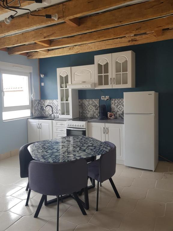 La petite maison - Housity