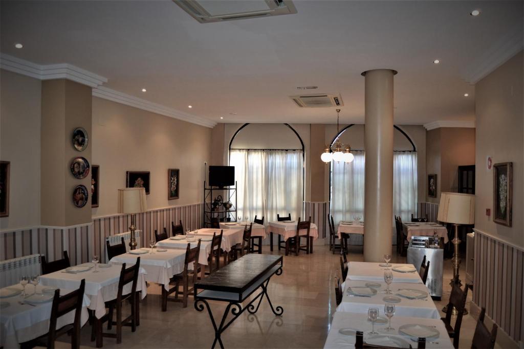 Restaurace v ubytování Hotel Villegas