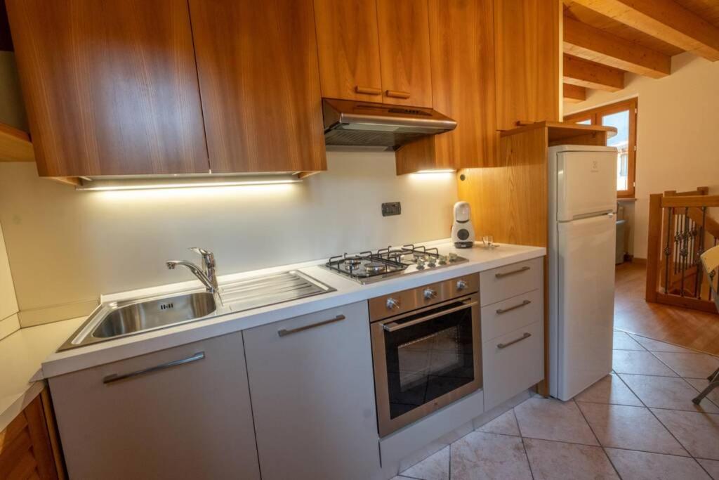 Kuchyň nebo kuchyňský kout v ubytování Happy Guest Apartments - Feel The Lake