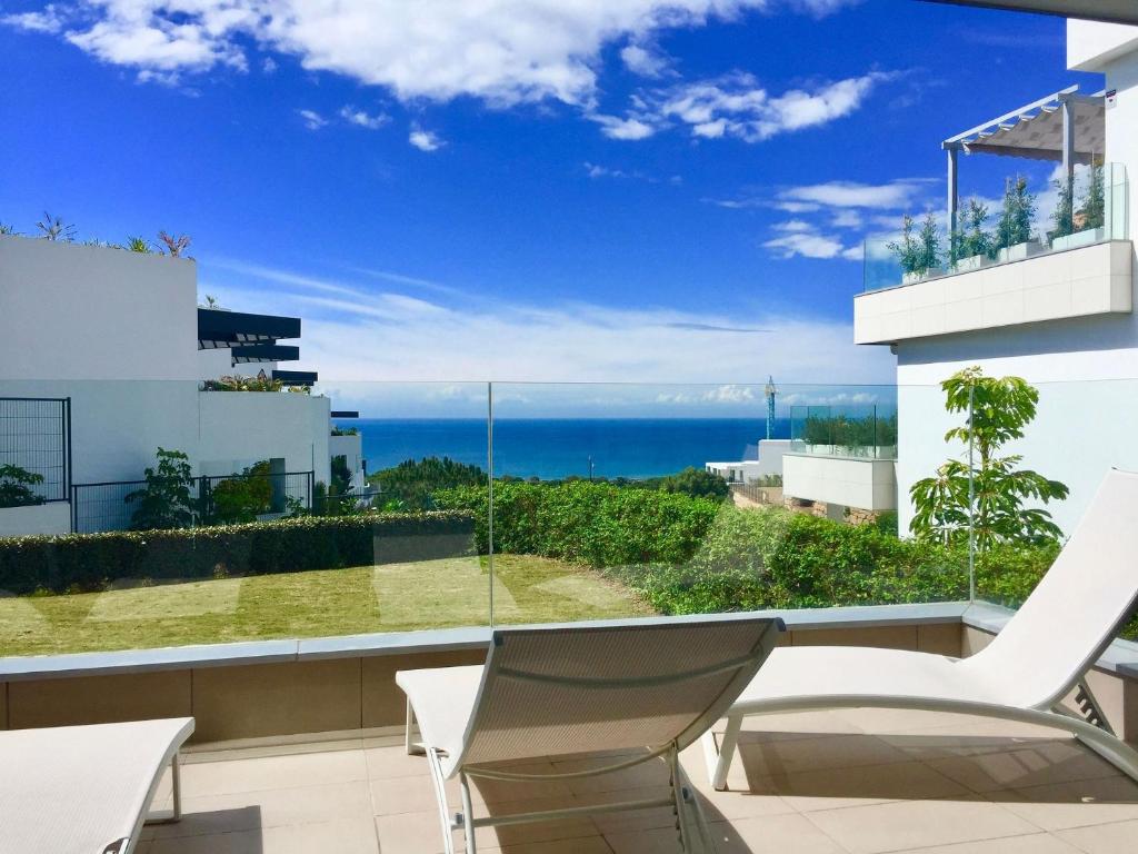 LUXURIOUS VACATIONAL HOME WITH 3 BEDROOMS AND POOL AT ...