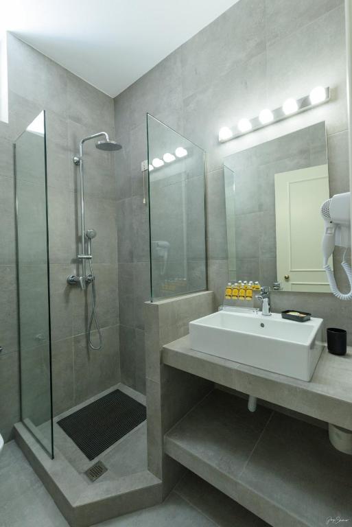 Un baño de Alkionides Hydra