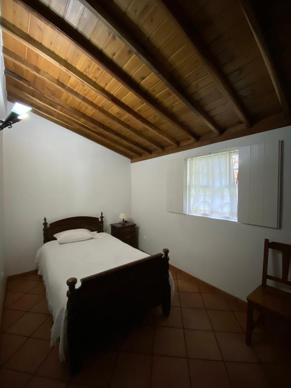 Postel nebo postele na pokoji v ubytování Casa da Avó - Turismo Rural