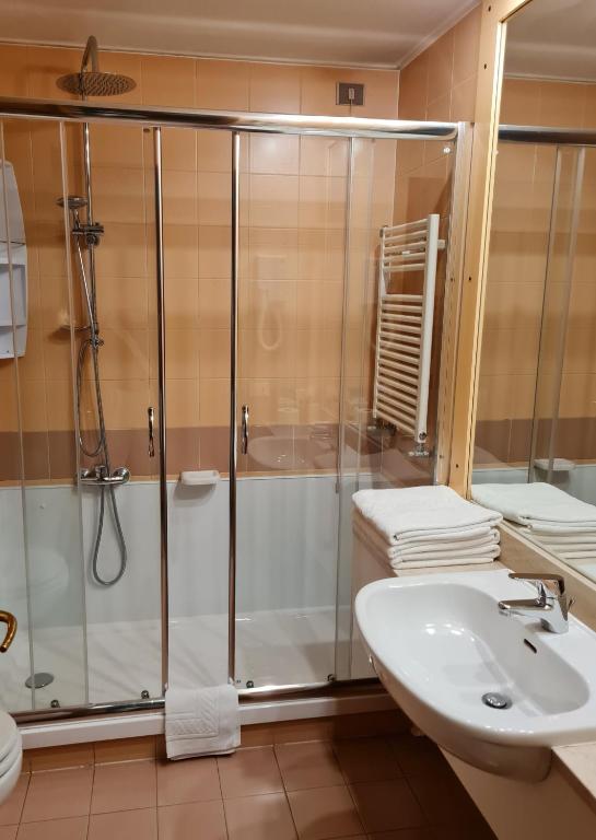 Koupelna v ubytování Modo Hotel