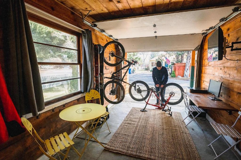 Jízda na kole v ubytování Left Coast Lodge - Pet Friendly nebo okolí