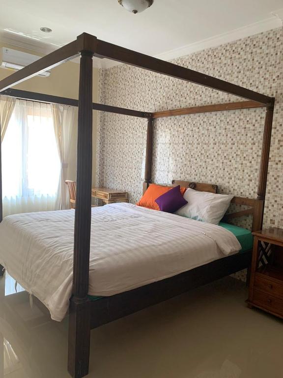 Divers Cafe Hotel