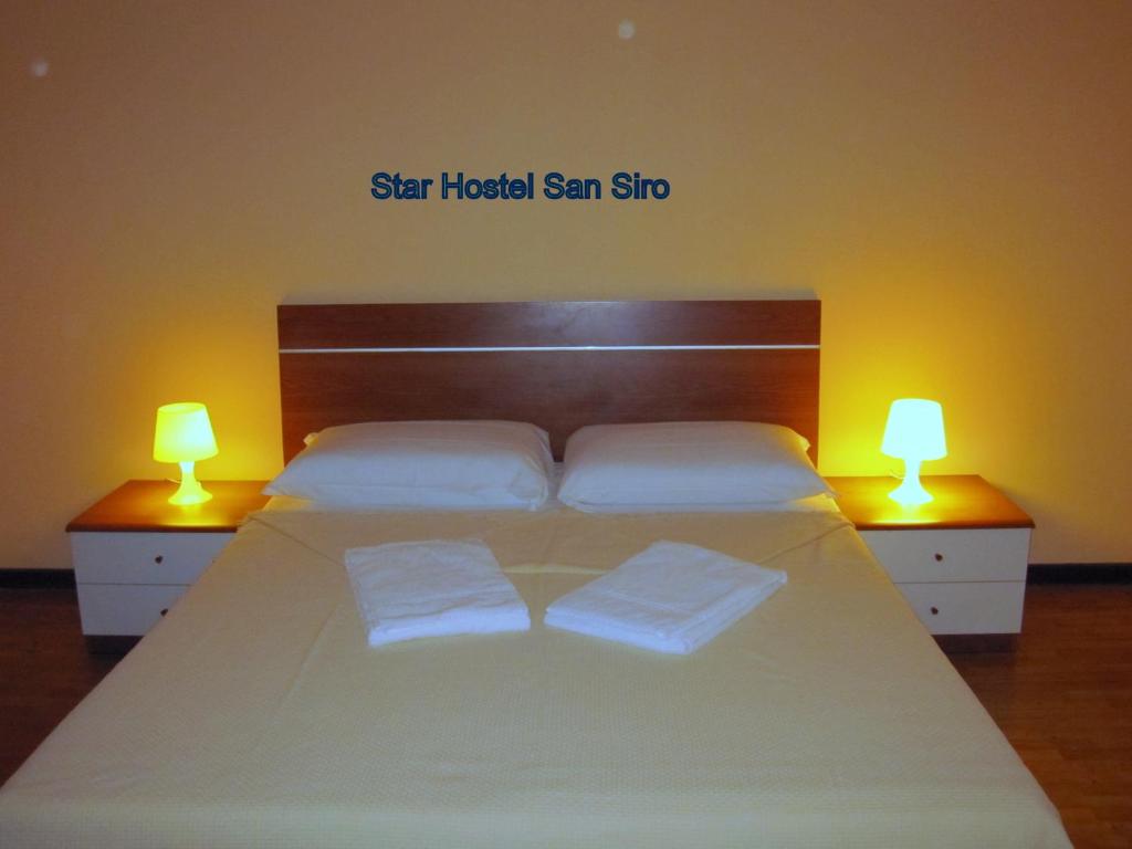 Postel nebo postele na pokoji v ubytování Star Hostel San Siro Fiera