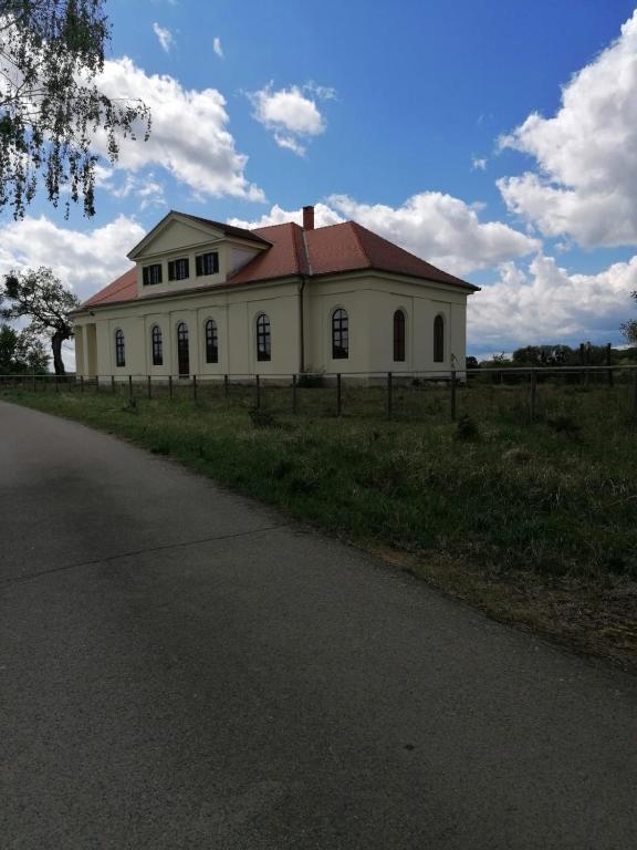 Budova, kde se ubytování v soukromí nachází