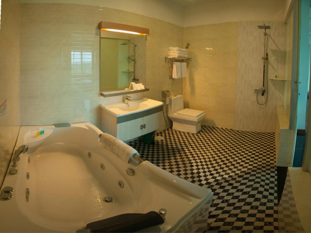 Koupelna v ubytování Avantgarde Hotel