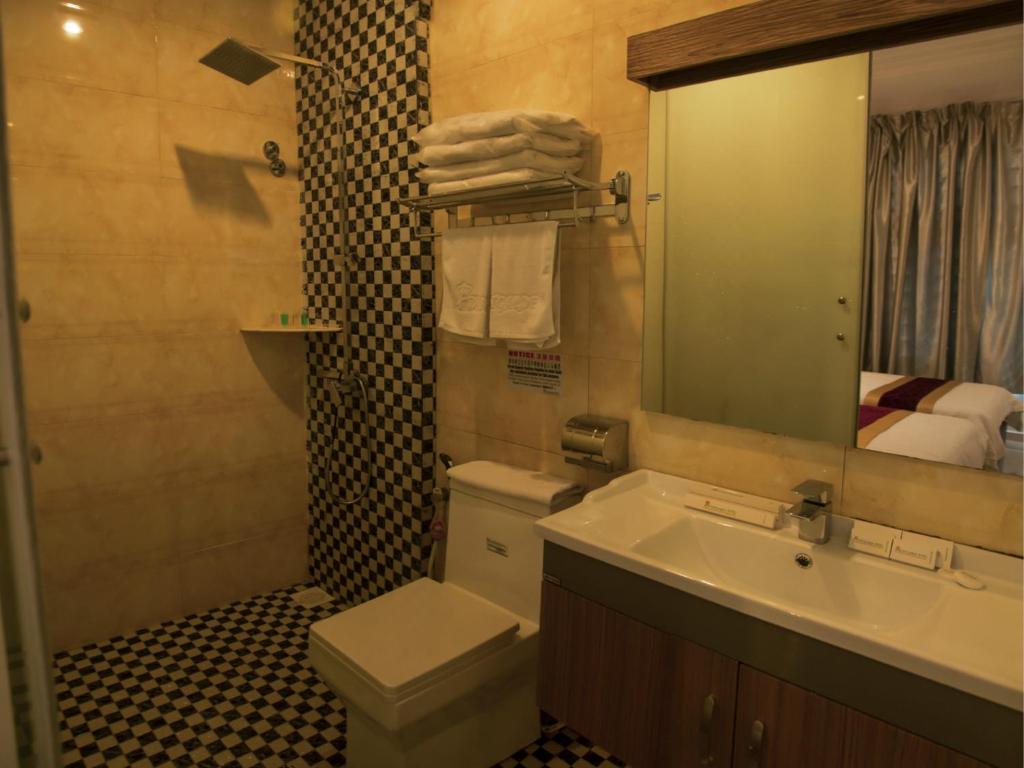 Koupelna v ubytování Avantgarde Hotel