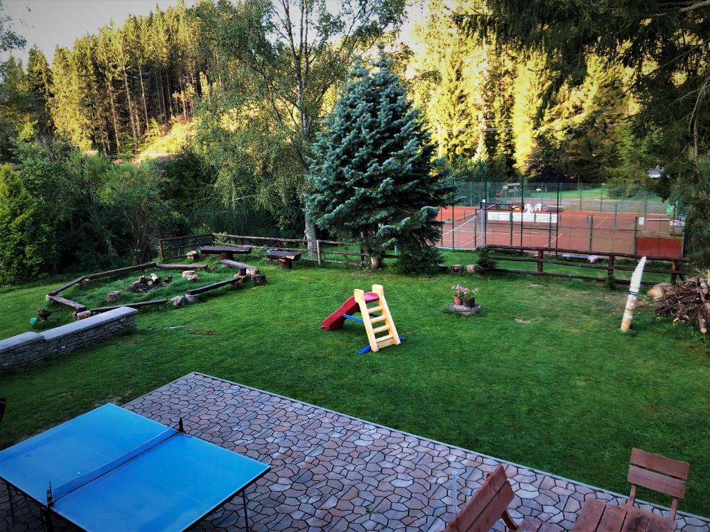 Zahrada ubytování Apartmány Chalupinka