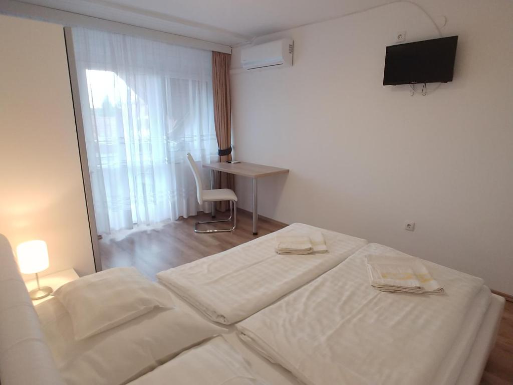 EMMA Apartman Harkány - Дуплексная квартира