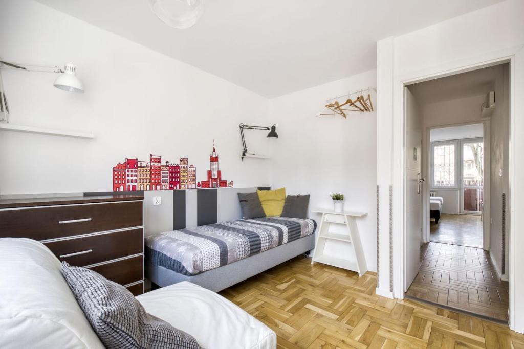Labo Apartment Metro Plocka - Apartment - Ground Floor