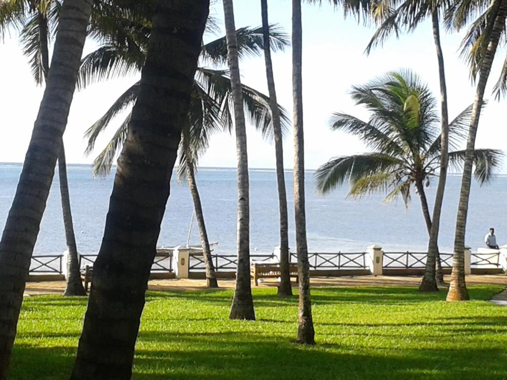 Gallery image of Plaza Beach Hotel in Bamburi