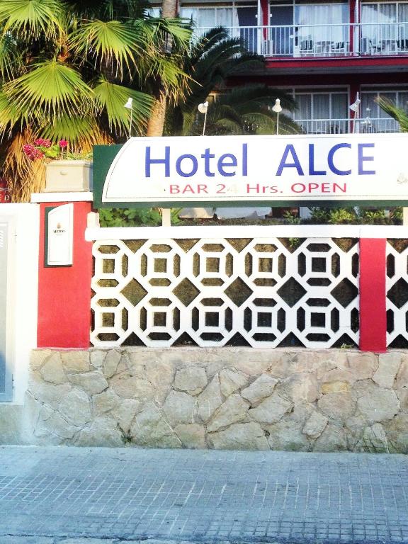 Certifikát, hodnocení, plakát nebo jiný dokument vystavený v ubytování Hostal Alce