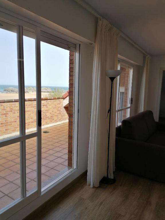 Posedenie v ubytovaní Apartamentos Regollera