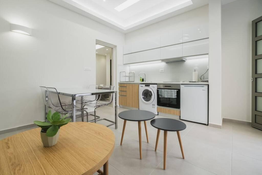 Peris 3 - Central Apt near Old Town - AC, Wifi