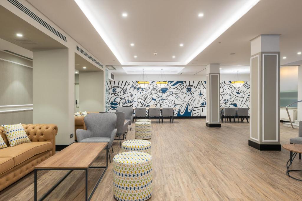 Posezení v ubytování Hotel LIVVO Fataga