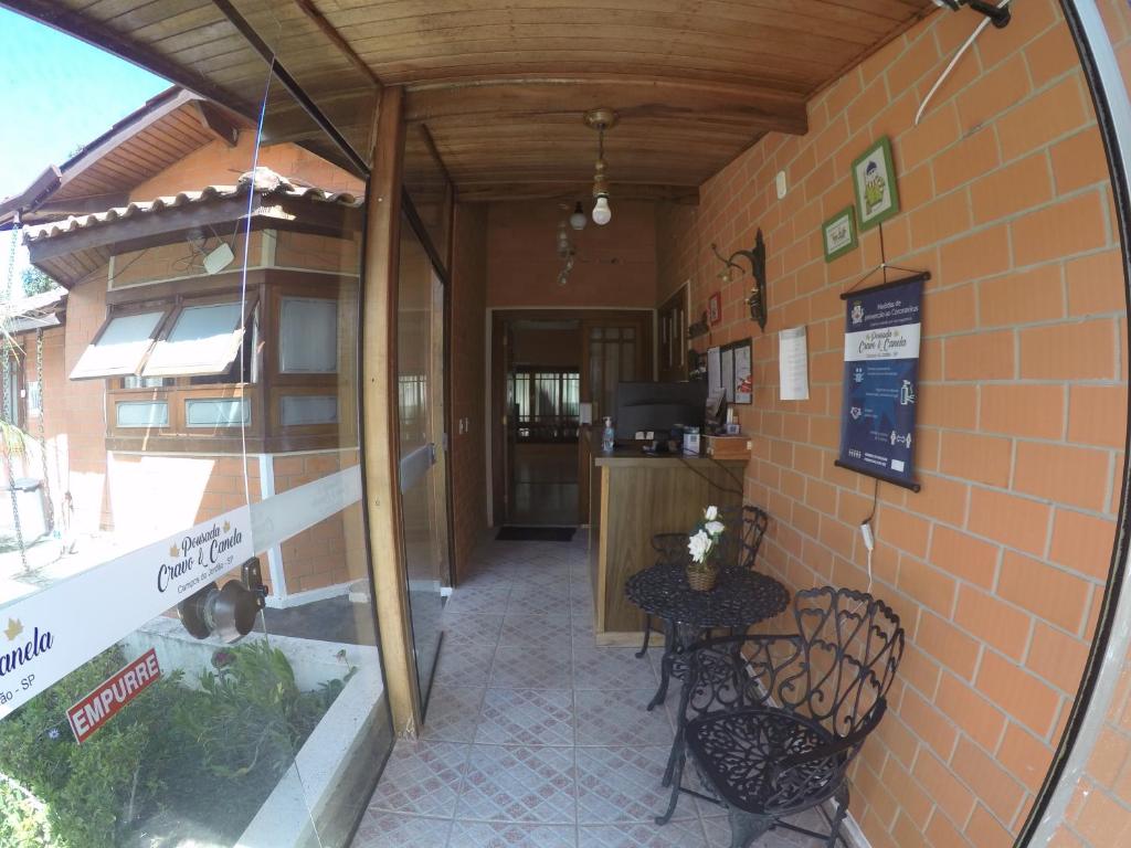  REFUGIO CRAVO CANELA