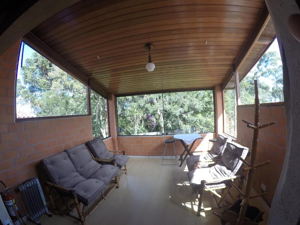  REFUGIO CRAVO CANELA