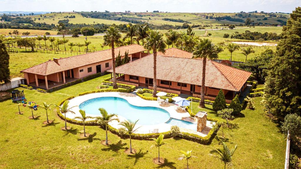  Sitio com piscina churrasqueira em Itapetininga
