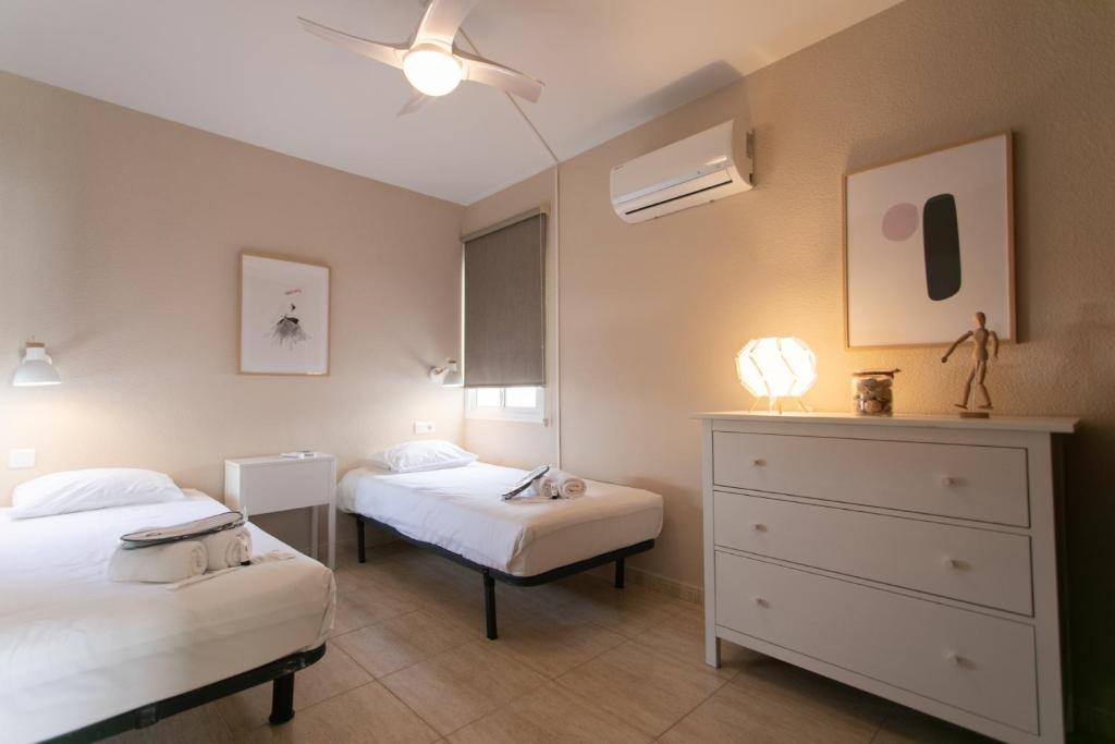 Posteľ alebo postele v izbe v ubytovaní Two bedroom penthouse in Torremuelle Benalmádena