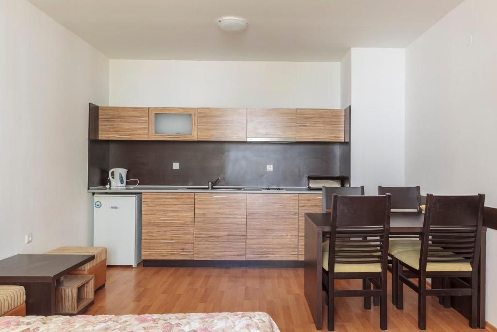 Kuchyň nebo kuchyňský kout v ubytování Guest Apartments Co Morenia