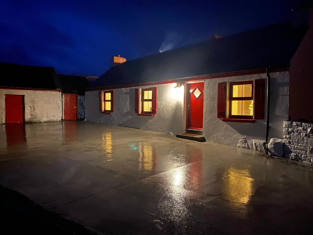 Rent Self Catering Holiday Homes from €15 in Foxford IrelandHolidayHome