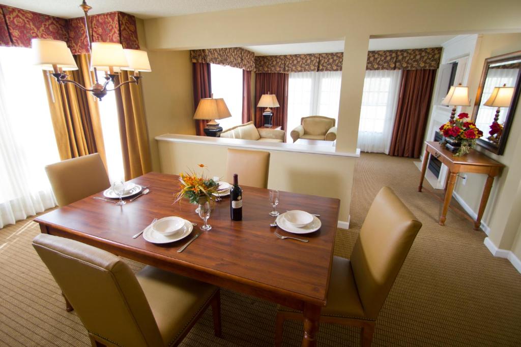 Hilton Vacation Club Greensprings Williamsburg photo