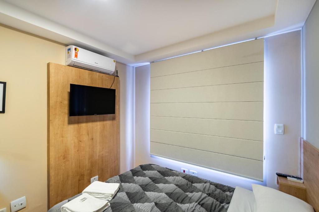  Studio Flamboyant -Studio Central - AYN028