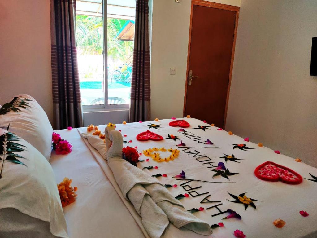 Evila Inn Thoddoo