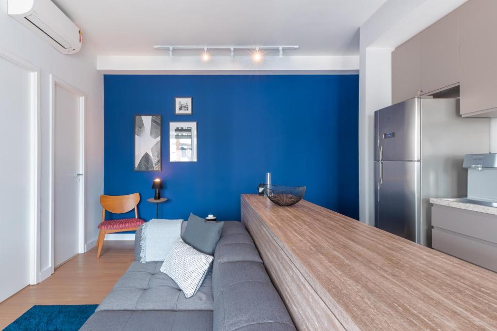  Apartamento estiloso com varanda - Vila Olímpia