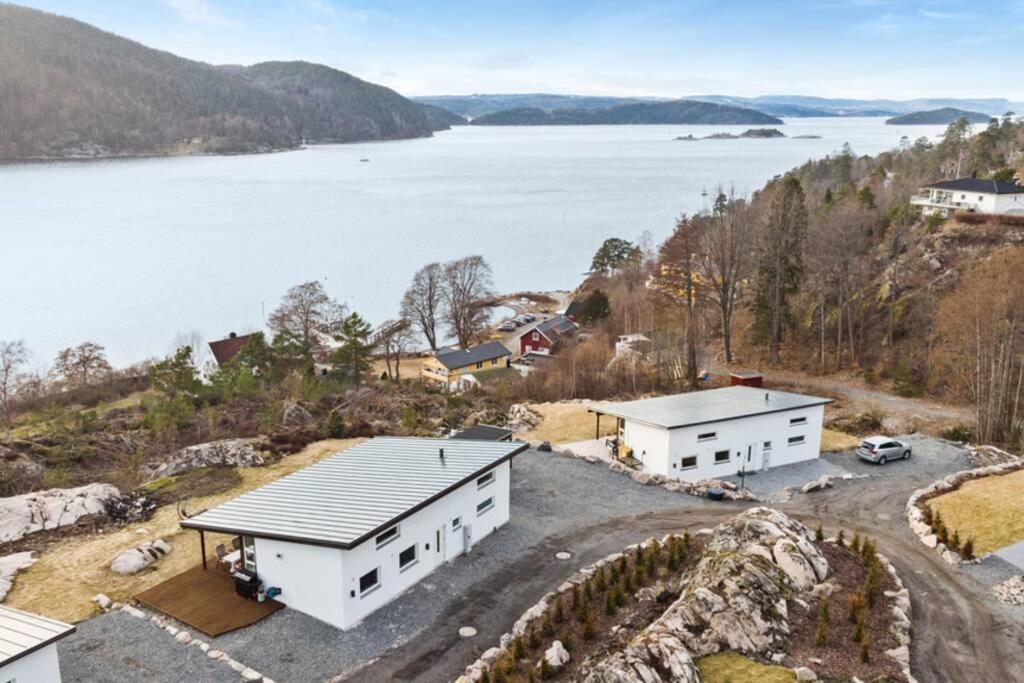 Modern cabin with a panoramic view of the Oslo Fjord - Casa De Cinco Dormitorios