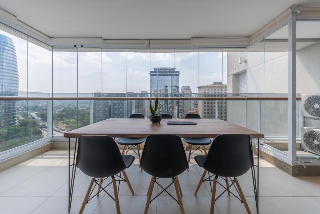  Apartamento completo com vista incrível - Vila Olímpia