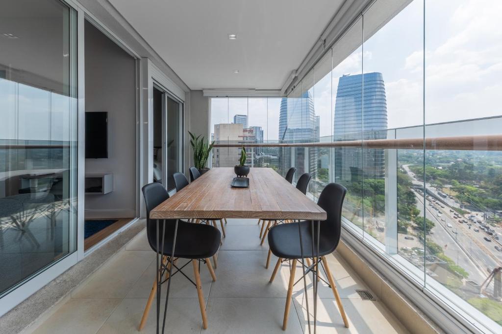  Apartamento completo com vista incrível - Vila Olímpia