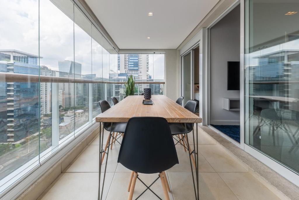  Apartamento com garagem e vista maravilhosa - Vila Olímpia