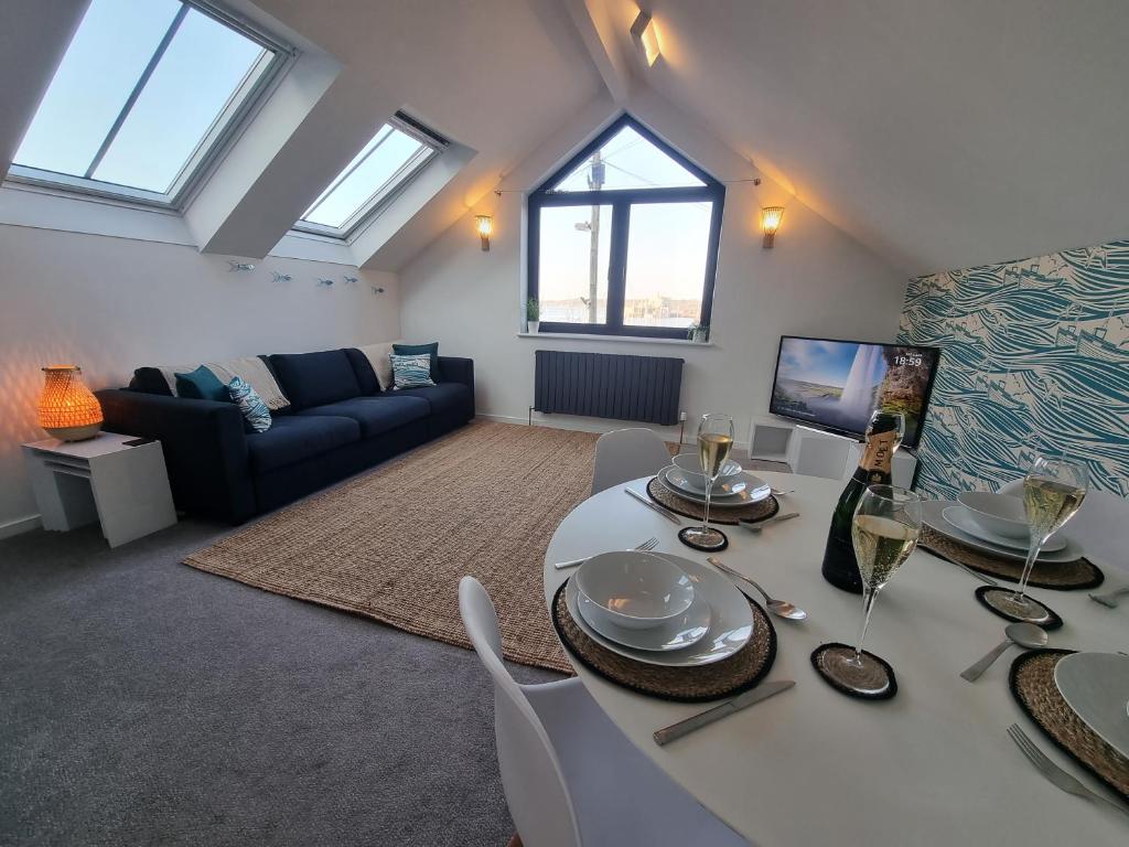 Gallery image of The Bunker-Luxe Central Falmouth Getaway with Stunning Sea Views in Falmouth