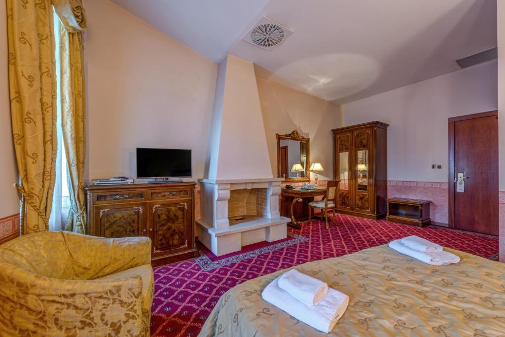 Alexios Luxury Hotel - Resim 12