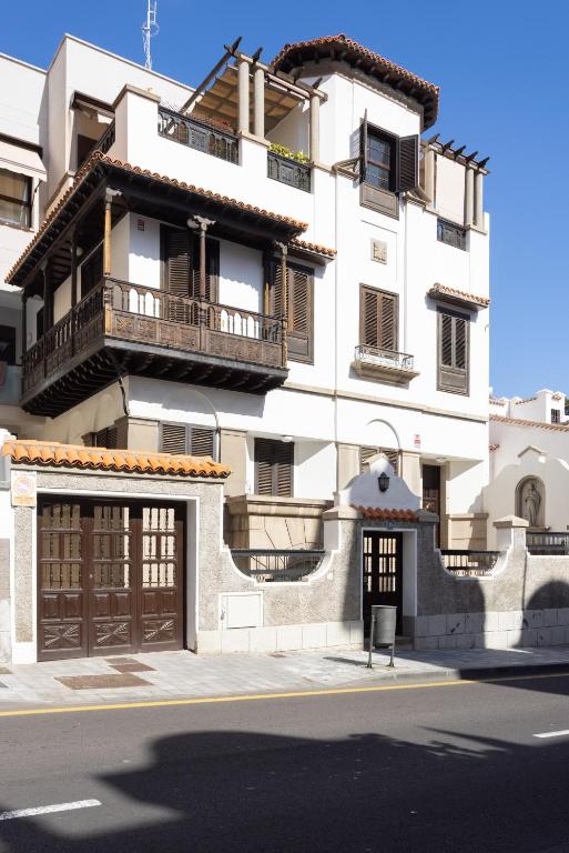 Home2Book Center Design Apartment Santa Cruz, Santa Cruz de ...