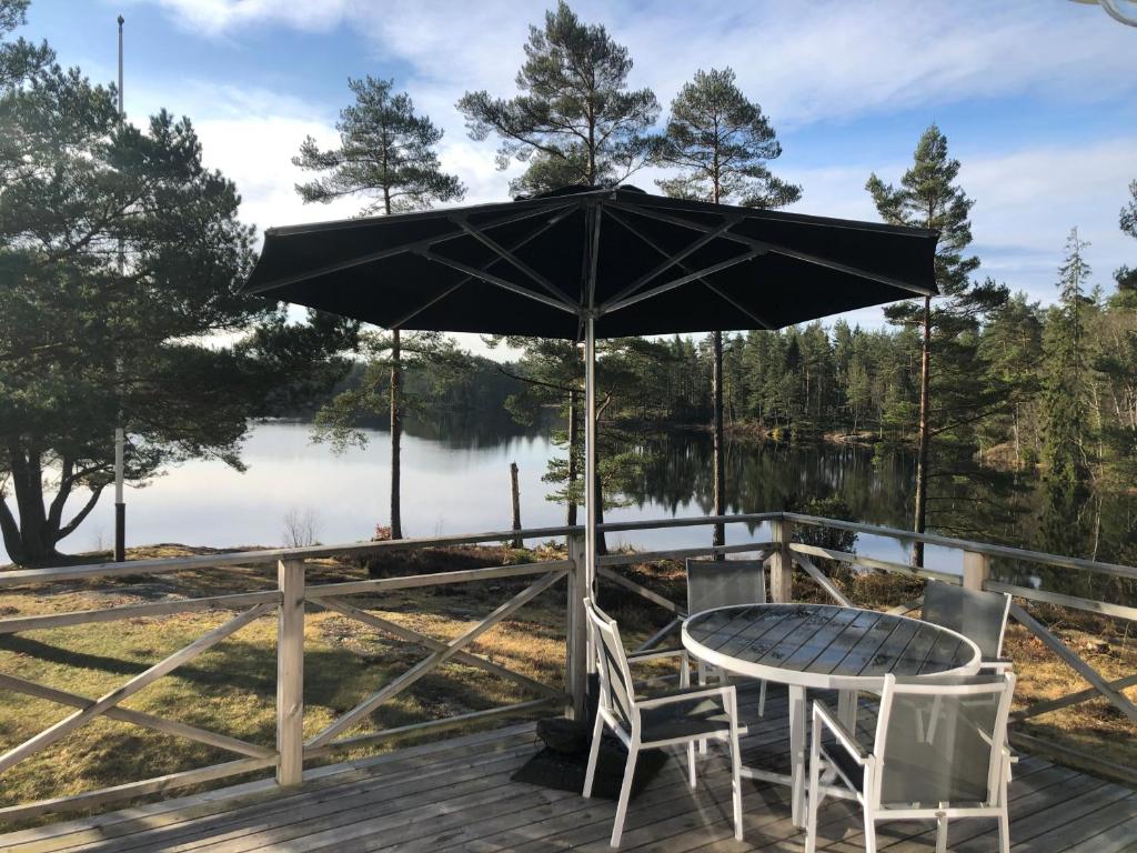 Björsjödal Lake House's - Two-Bedroom House