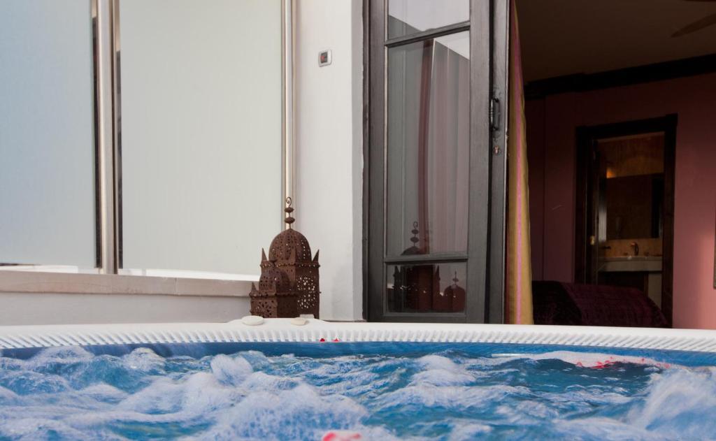 Bazén v ubytování Regency Country Club, Apartments Suites nebo v jeho okolí