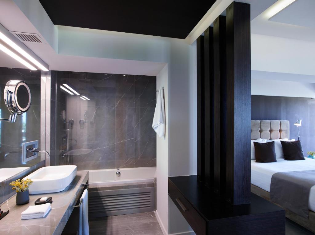 Aqua Blu Boutique Hotel & Spa, Adults Only- Small Luxury Hotels of the World - 3