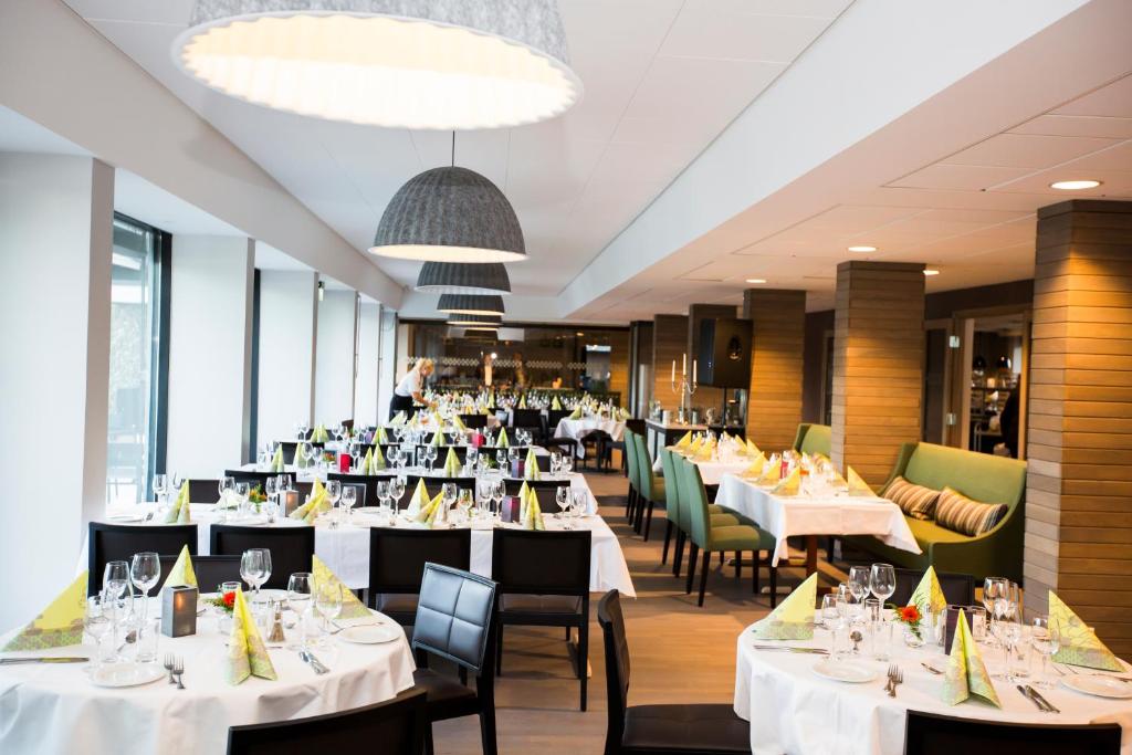 Restaurace v ubytování Hurdalsjøen Hotel & Spa