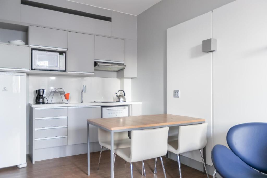  Apartamento Premium Batel - HSB017