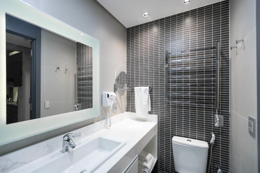  Apartamento Premium Batel - HSB017