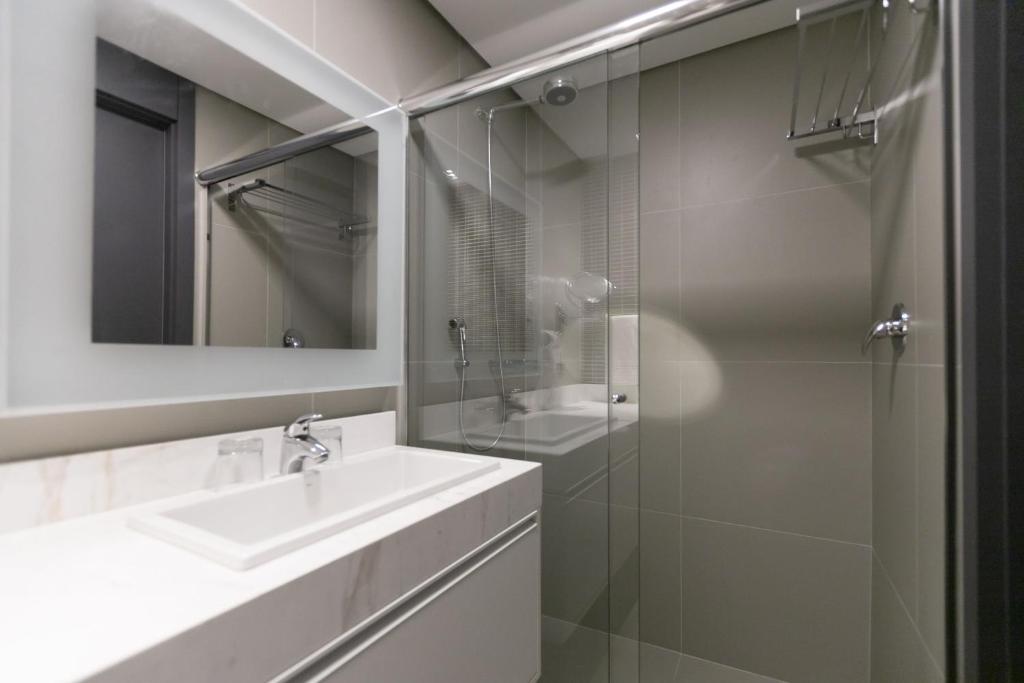  Studio Premium Batel - HSB011