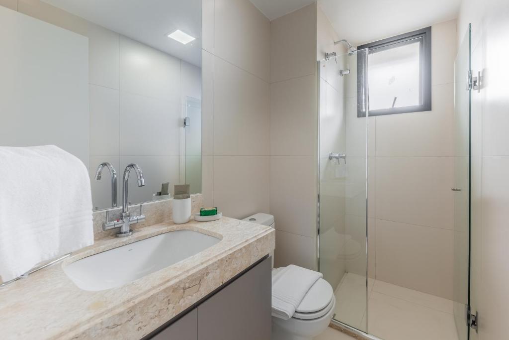  Apartamento completo com sacada - Vila Olímpia