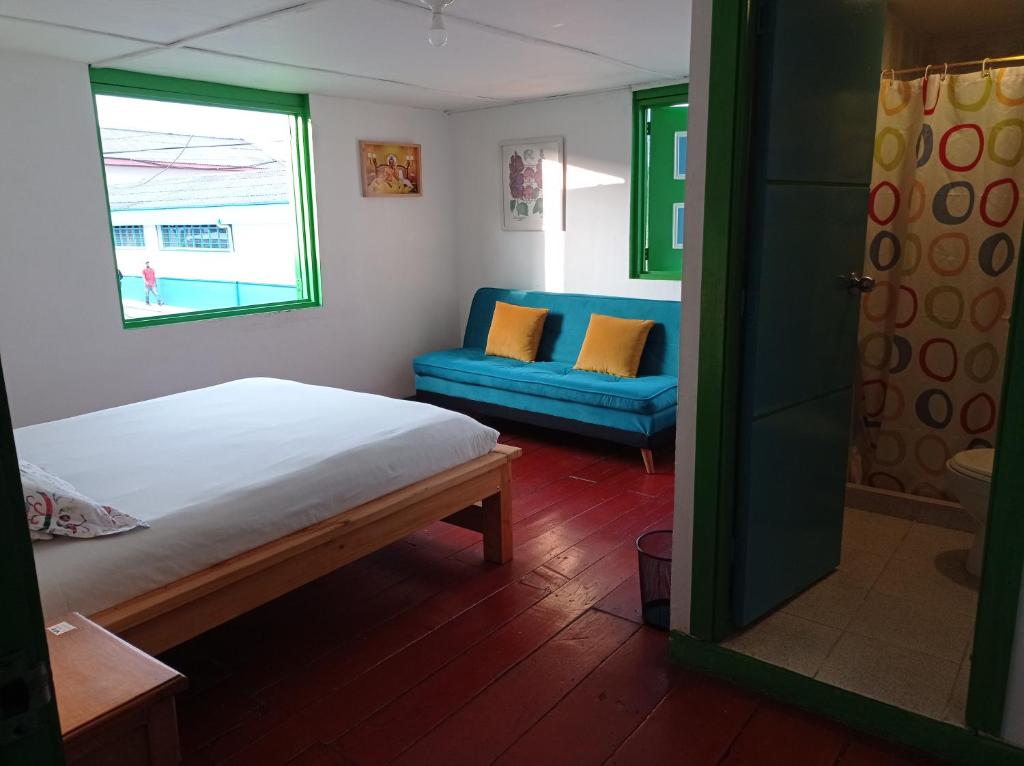 Letto o letti in una camera di Bidea Backpackers Hostel