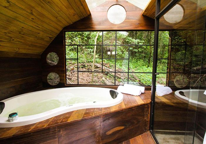  Viva Brotas - Pensão Completa e Aventuras