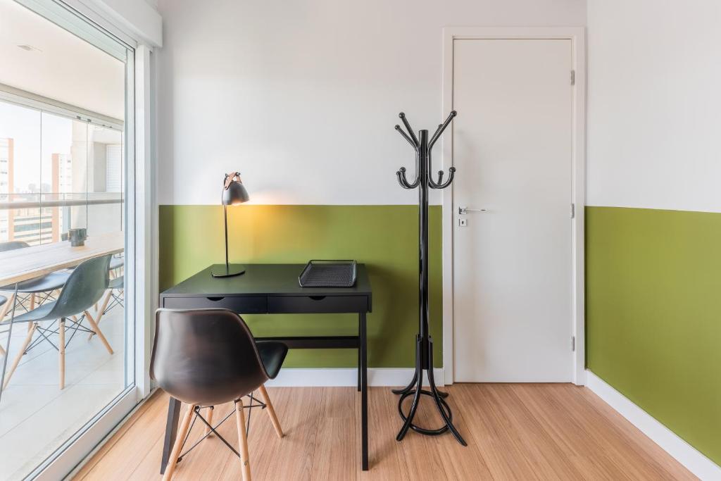  Apartamento com vaga e vista panorâmica - Vila Olímpia